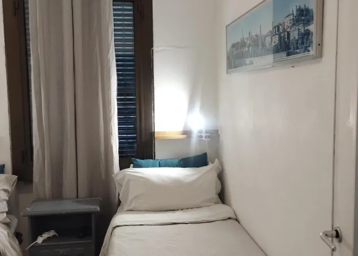 Apartament With Garden For 4 5 People Bergamo